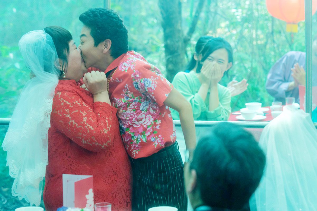 ▲曹蘭、鍾欣凌（左）在片中一見鍾情。（圖／海鵬）