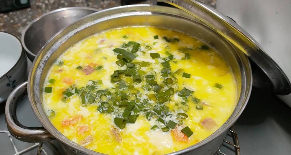 ▲玉米濃湯美味SOP曝光，內行再揭「2神物」絕配。（圖／攝自臉書《廚藝公社》）