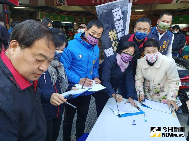 ▲彰化縣縣長王惠美呼籲民眾站出來連署,讓政府知道大家對萊豬的反對。(圖/記者陳雅芳攝,2021.01.09)