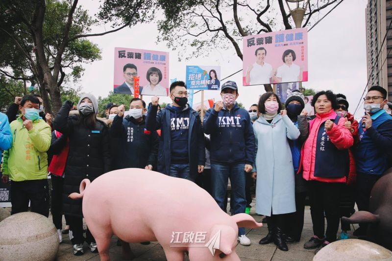 ▲國民黨拚「反萊豬」、「還我公投」兩項連署份數,今天9日一共達成5萬份數字。(圖/江啟臣臉書)