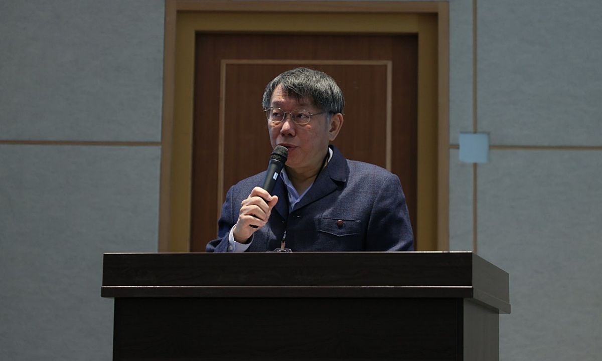 ▲身兼台灣民眾黨主席的台北市長柯文哲，10日參與民眾黨首屆黨代表大會。會中致詞時針對黨內黑函假帳號相互攻訐的狀況，柯文哲也明白表示「以後不可以發生」。（圖／台灣民眾黨提供）