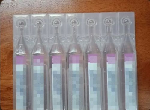 ▲生理食鹽水記得打開超過24小時就應該要丟棄不再使用！（圖／翻攝Dcard）