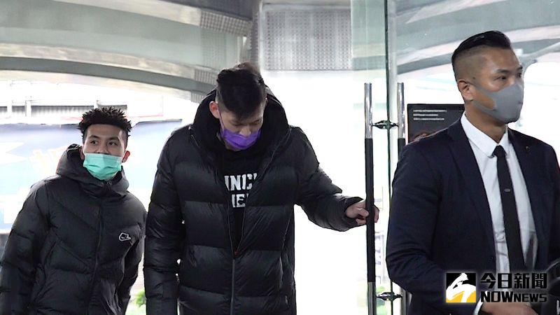 ▲中華隊開訓,P聯盟執行長陳建州率P聯盟球員包含李家瑞、高國豪參加報到開訓。(圖/朱永強攝