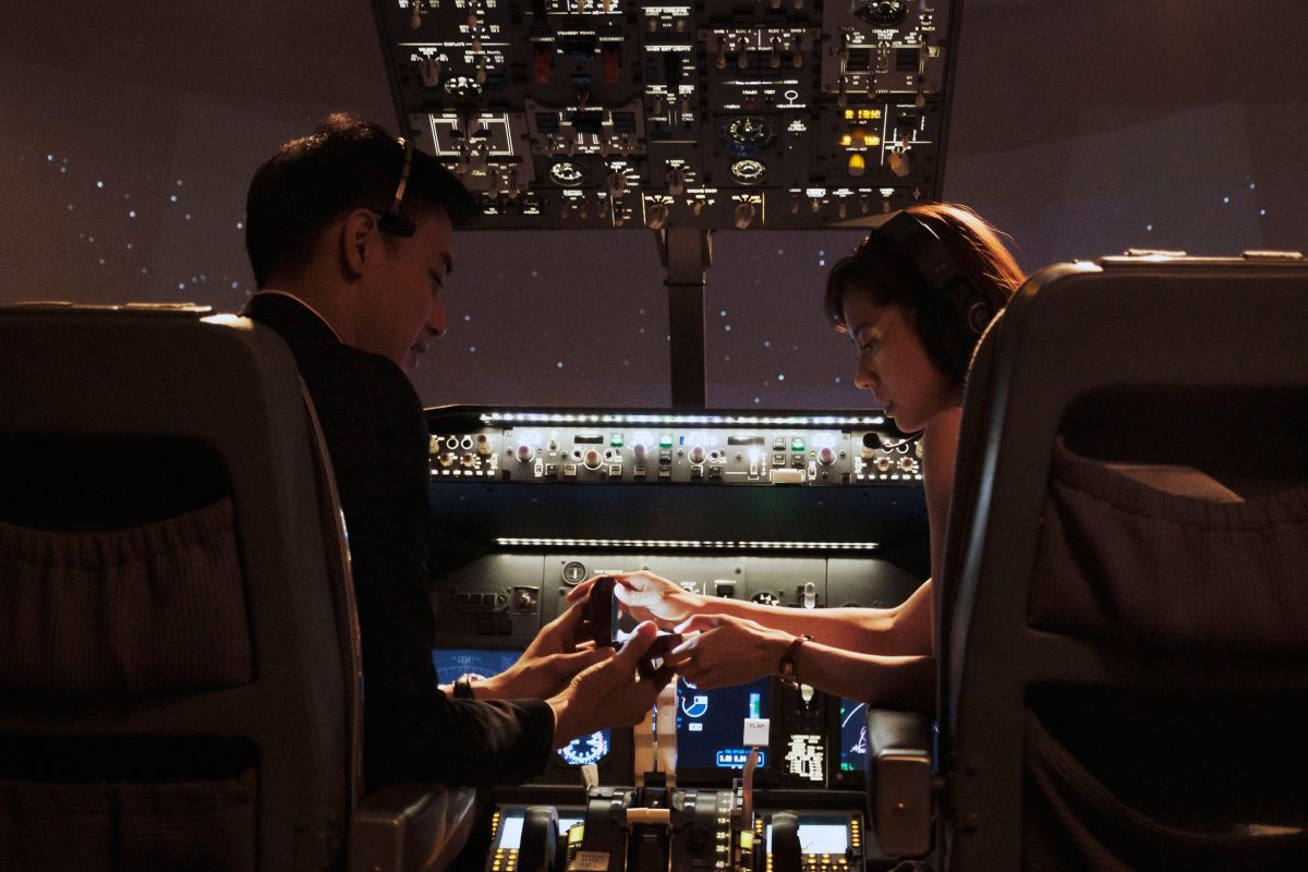 ▲林予晞（右）分享當空姐遇到的生死一瞬間。（圖 / HBO Asia提供）