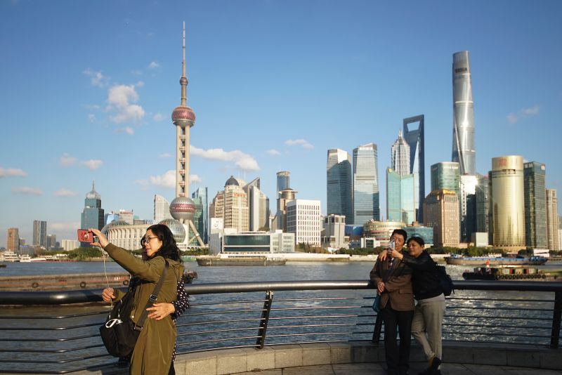 ▲中國人口普查資料顯示，北京、上海的常住人口成長率有所放緩。資料照。（圖／美聯社／達志影像）