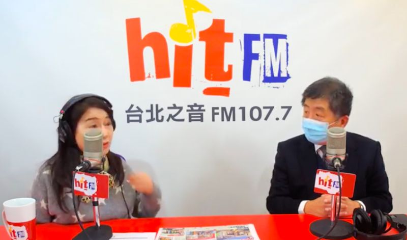 ▲周玉蔻今晚在臉書上發布貼文,酸柯文哲告白陳時中,引來柯文哲親自留言。(圖/翻攝《周玉蔻嗆新聞》畫面)