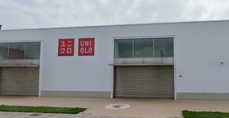 ▲一名台南媽媽帶著1歲嬰想逛UNIQLO，卻遭男店員以「沒戴口罩」為由拒絕進入，話題掀起熱議。（圖／翻攝自Google Map）