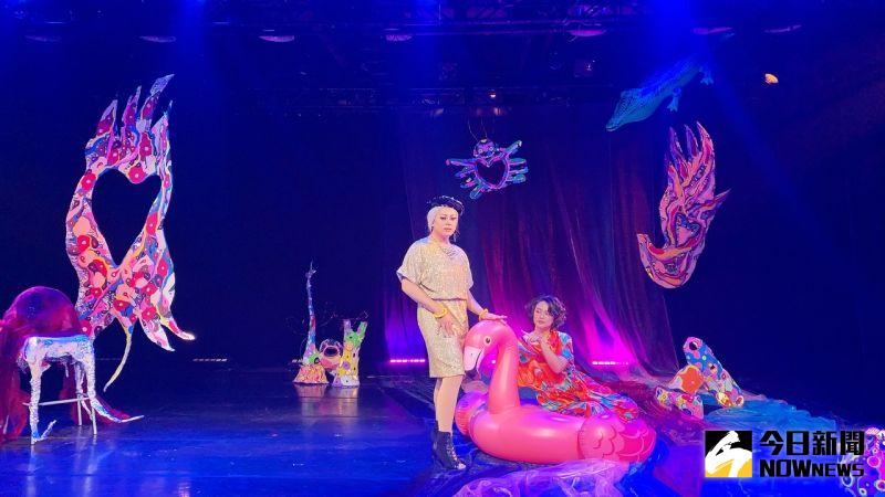 ▲「迷幻花園肢體劇場《親愛的》」於高雄正港小劇場演出。(圖/記者陳美嘉攝,2021.01.14)