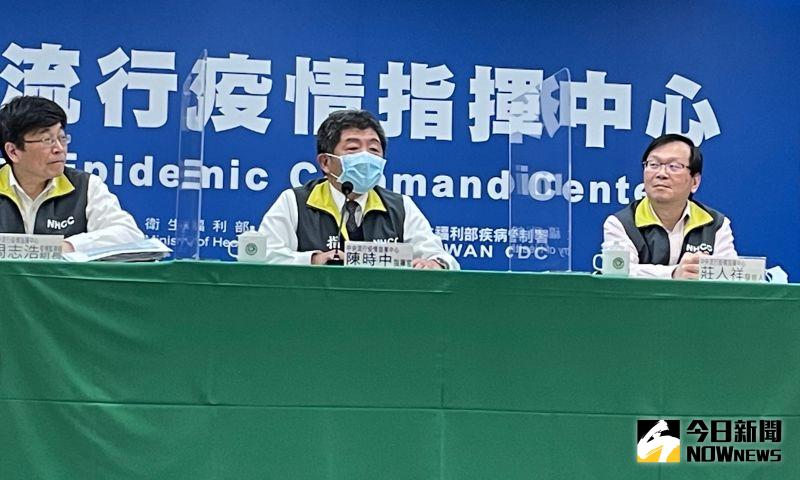 咳嗽、發燒又採檢新冠病毒 陳時中:別靠我太近