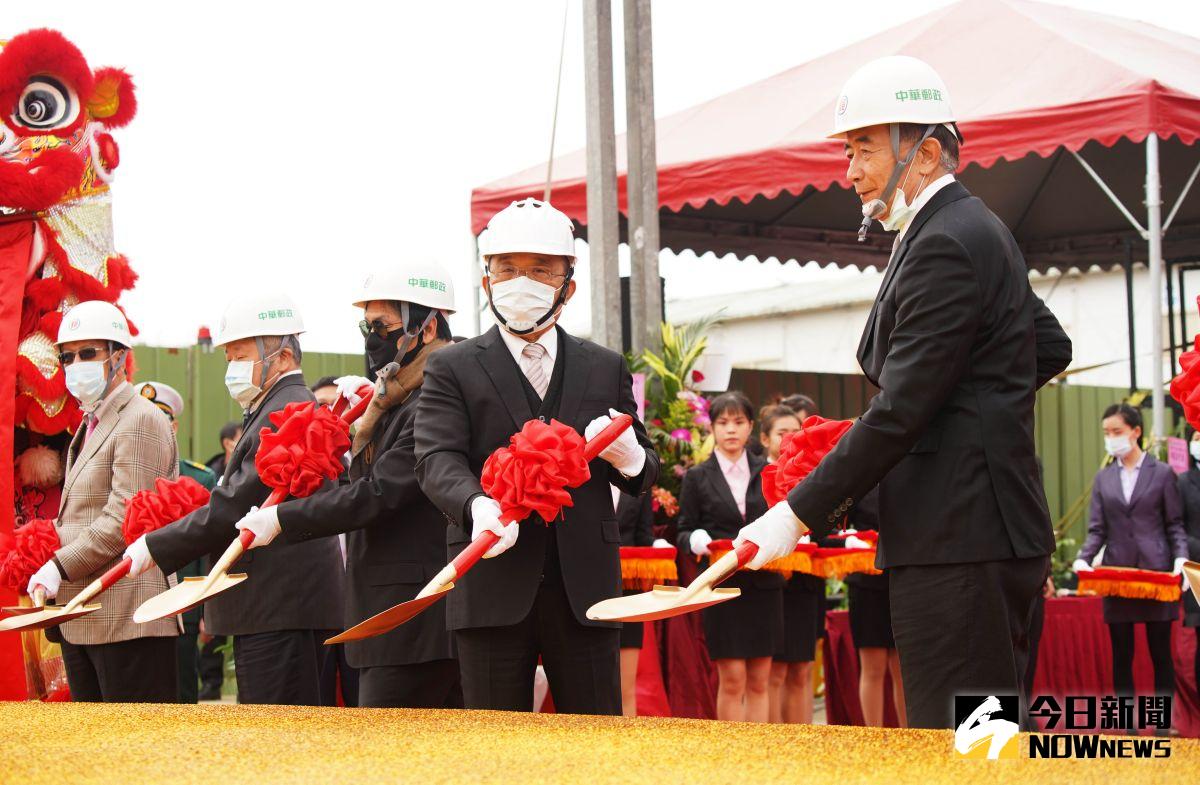 ▲蘇貞昌期待中華郵政公司掌握時代及生活方式的改變，與政府一體把握機遇、超前準備。（圖／記者李春台攝, 2021.01.18）