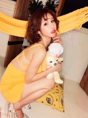 ▲▼辛尤里擁有32H、24、32好身材。(圖/辛尤里臉書) ▲▼辛尤里擁有32H、24、32好身材。(圖/辛尤里臉書)