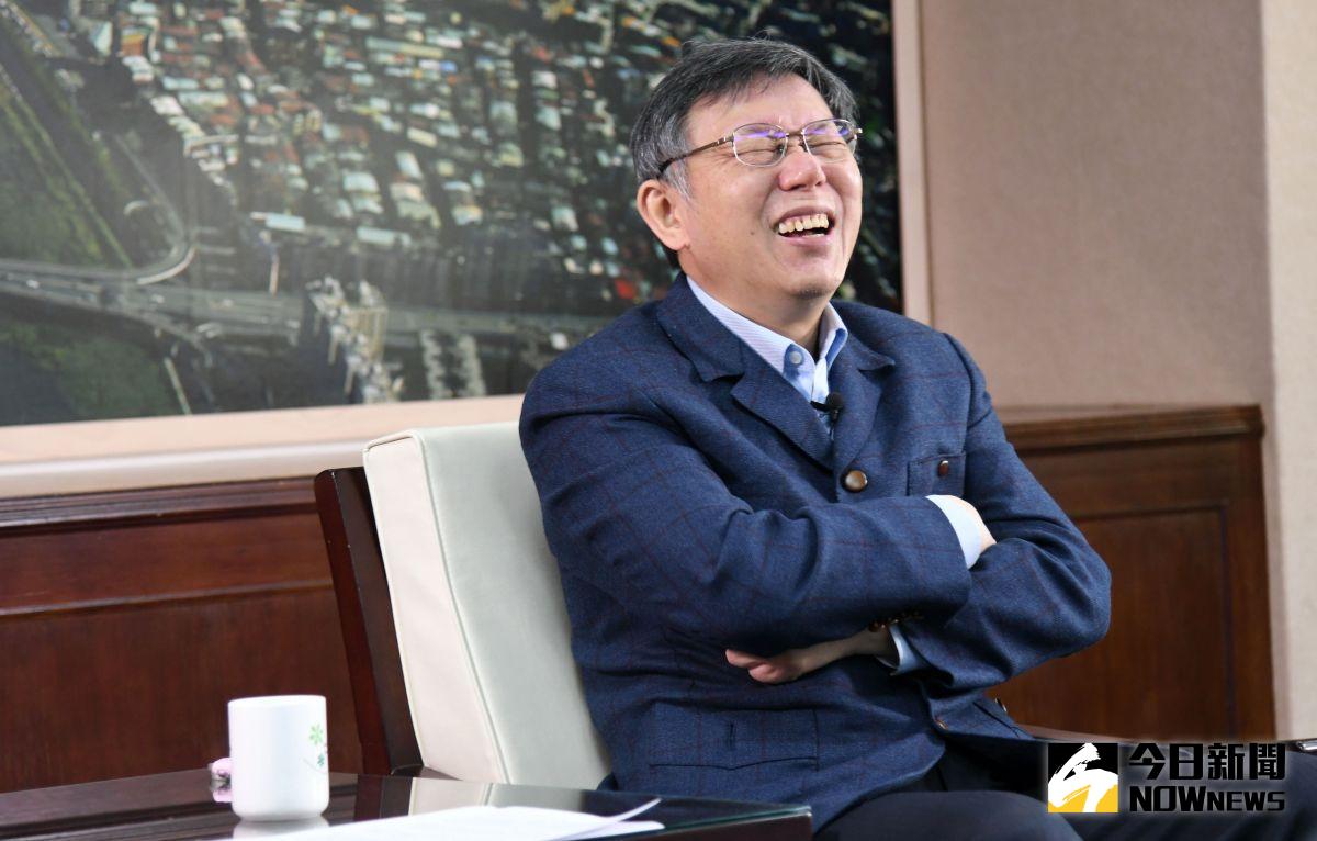 ▲台北市長柯文哲在接受《NOWnews今日新聞》專訪時，預測健保費調漲後，大概只能撐到2024年，直言健保是總統蔡英文留給下任總統的煩惱。（圖／記者林調遜攝,2021.1.15）