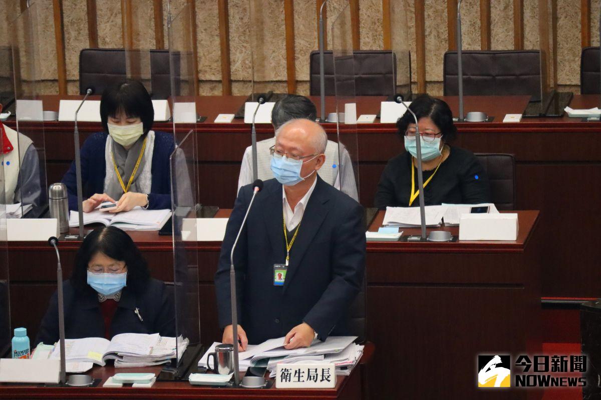 ▲衛生局長黃志中強調，高雄市目前沒有送過任何一件給騰德姆斯公司檢驗過。（圖／記者鄭婷襄攝）