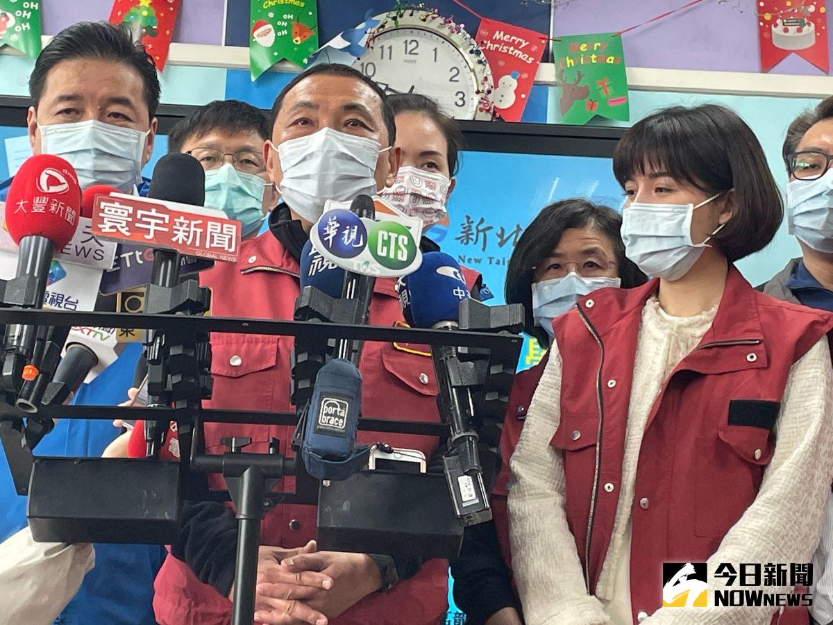 ▲新北市長侯友宜今(26)日表示，中央目前採取類似鎖國邊境管制的策略，歡迎國人回家，但也會全力動員做好防疫的工作。（圖/記者陳志仁攝，2021.01.26）