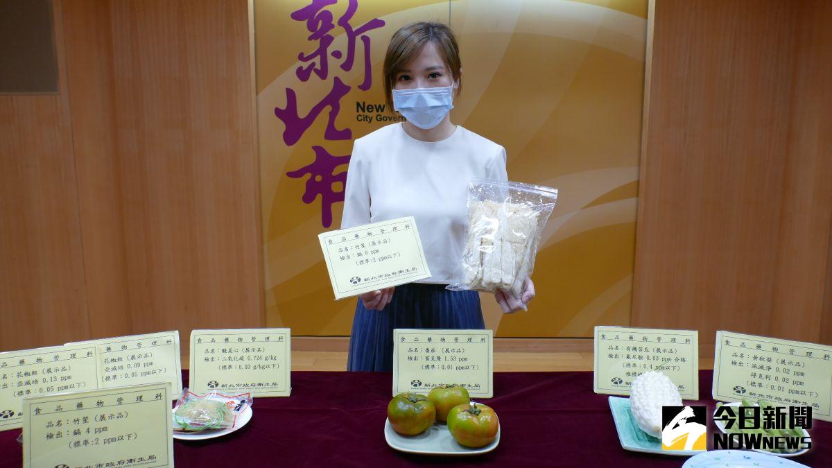 ▲新北市衛生局抽驗216件應景食材，有5件農藥、2件重金屬及1件二氧化硫殘留，已命其下架回收。（圖/記者陳志仁攝，2021.01.26）