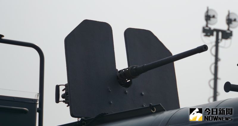 ▲M109特戰突擊艇主要火力為一挺60重型機槍。(圖/記者呂炯昌攝.2021.01.27)
