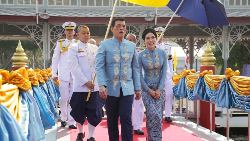 泰王要立貴妃為「第二王后」!公主勸阻卻遭放狗打斷腿