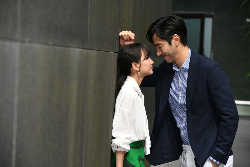 ▲張寗(左)飾演李至正老婆。(圖