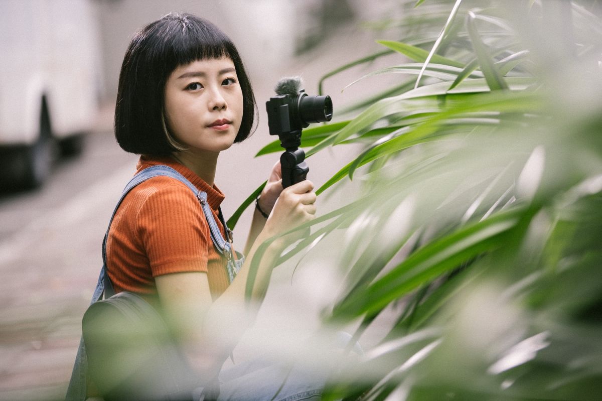 ▲孔子第76代子孫孔令元擔綱《白日夢外送王》女主角。（圖 / 公視提供）