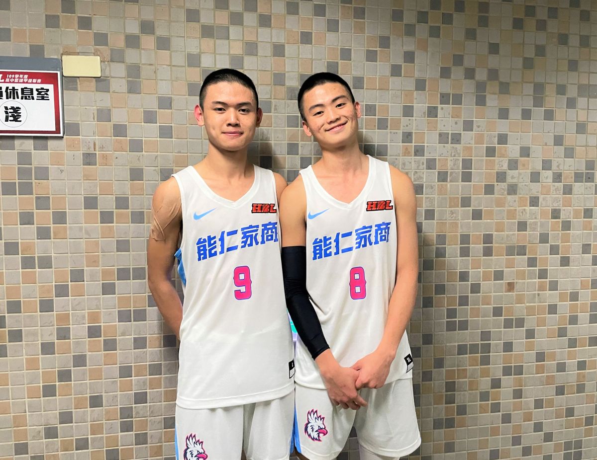 ▲HBL衛冕軍能仁家商靠著兄弟檔林子桓、林子皓接連飆進三分球，兄弟檔合拿50分，幫助能仁以98:92擊敗東山高中。（圖／鍾東穎攝 ,2021.01.31）