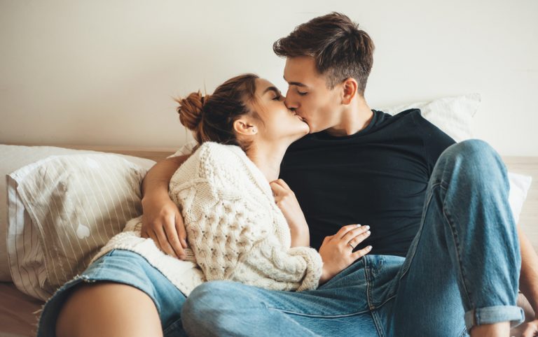  ▲分享真愛關係會有的幾個特質，這也是許多幸福夫妻的共通之處。（圖／Shutterstock）