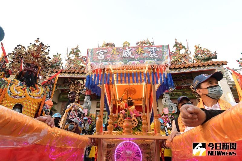 伏魔大帝出城，從今天開始連續3天的夜巡繞境活動，繞境祈求四時無災。（圖／NOWnews記者陳雅芳攝，2021.01.01）