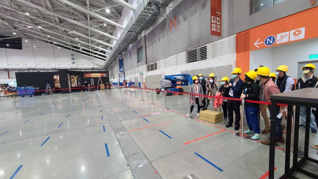 2021台北電玩展現場防疫排隊區。
