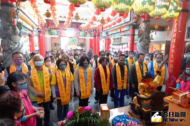 溪州鄉水尾震威宮主辦的「鍾馗文化祭宗教民俗活動」，彰化縣長王惠美主持祭典儀式。（圖／NOWnews記者陳雅芳攝，2021.01.01）