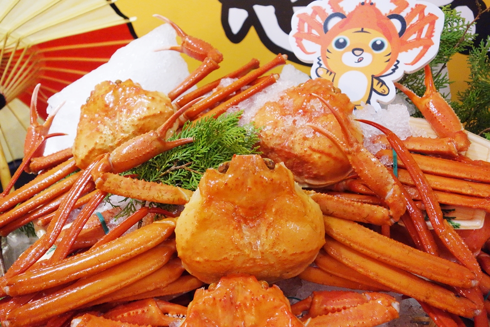 ▲台灣虎航與鳥取縣政府共同推廣松葉蟹及紅楚蟹，並於線上電商平台販售。（圖／台灣虎航）