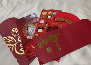 ▲一名男網友發文抱怨,表示女友因為不滿他包的「紅包金額」,竟怒提分手,貼文一出,網友全嗨翻,直呼「解脫了」。(示意圖/《NOWnews今日新聞》資料照) ▲一名男網友表示自己連15年都包400萬紅包給岳父母,但是這是「越南盾」,並非台幣,也讓網友傻眼直呼「太少」。(示意圖/NOWnews資料照)