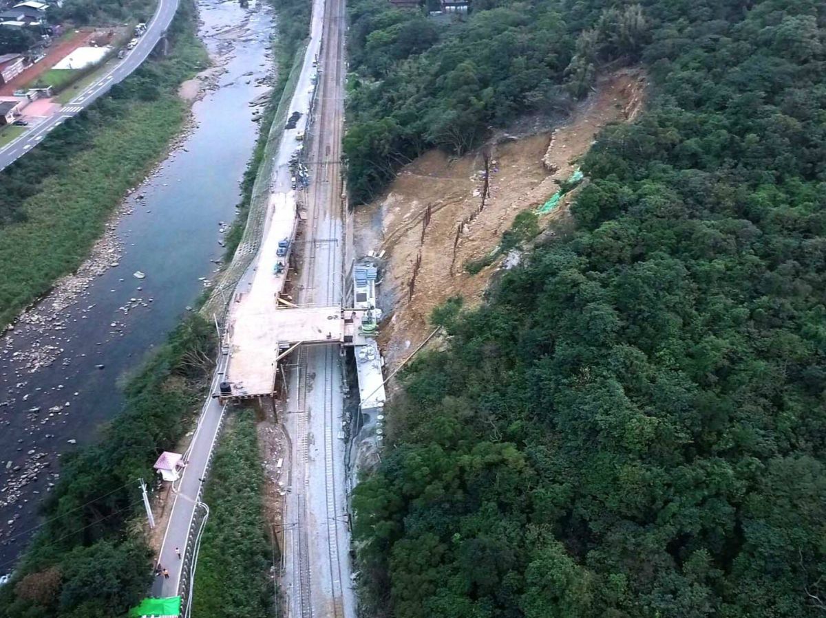 ▲台鐵瑞芳－猴硐西正線完成搶修，於 2 月 3 日上午提前恢復雙向通車。（圖／台鐵）