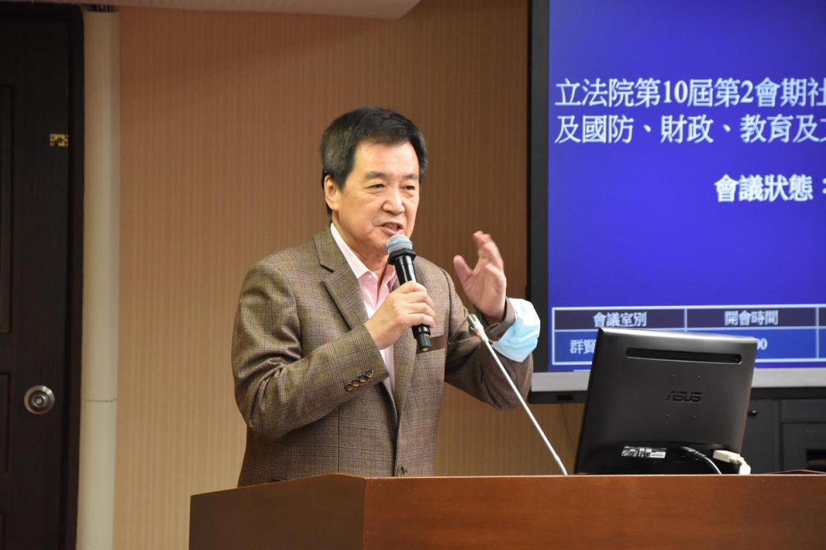 ▲資深媒體人趙少康申請回國民黨，國民黨團總召費鴻泰認為，在黨孱弱時，能有趙少康這種有社會公信力、師傅級的人物加入，對黨來說是好事。 （圖／翻攝費鴻泰臉書）