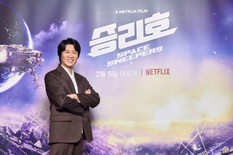 ▲▼金泰梨(上圖起)陳善奎、柳海真。(圖/Netflix)