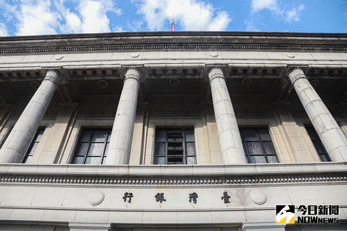 ▲央行昨（23）日決議升息半碼，國銀龍頭台灣銀行今（24）日宣布，將27日起調升存款利率，1年期定期儲蓄存款機動利率調高0.125個百分點，來到1.59%。。（圖／記者葉政勳攝 , 2021.02.03）