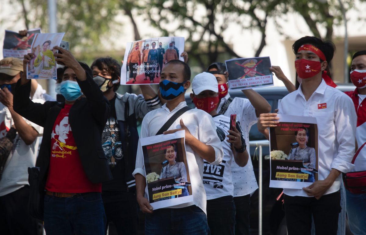 ▲緬甸2月1日爆發軍事政變，在泰國、日本等地的緬甸僑民紛紛發起活動，呼籲國際社會支持緬甸民主領導人。（圖／美聯社／達志影像）
