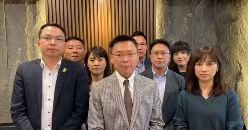 ▲高雄市黨部主委、立委趙天麟,偕同黨部的幹部及高雄市議會的議員一同發表聲明。(圖/翻攝自趙天麟臉書)