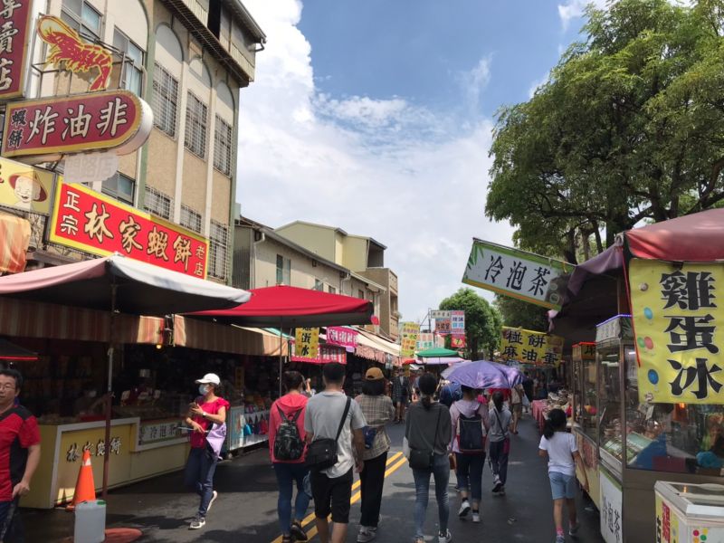 ▲台灣各地有許多具歷史意義又不同風格的老街，在假期總是吸引許多人潮。（圖為安平老街／NOWnews資料照）