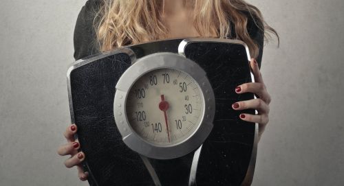 ▲網友透露樓上的女房客在凌晨2點來「借體重計」,照片曝光引發熱議。(示意圖/翻攝自Pexels) ▲網友透露樓上的女房客在凌晨2點來「借體重計」,照片曝光引發熱議。(示意圖/翻攝自Pexels)