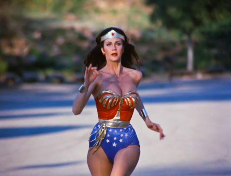 ▲▼元祖「神力女超人」琳達卡特，出現在《神力女超人1984》。（圖／達志影像）