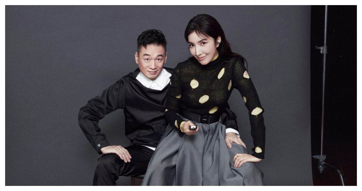 ▲楊謹華老公Ben（左）在訪談期間哭了。（圖／Harper’s BAZAAR）