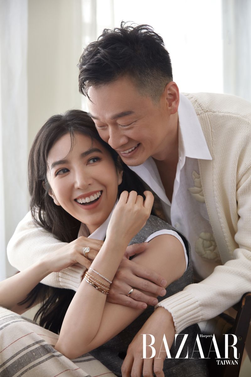 ▲▼楊謹華(左)和老公Ben相處非常甜蜜。(圖/Harper’s