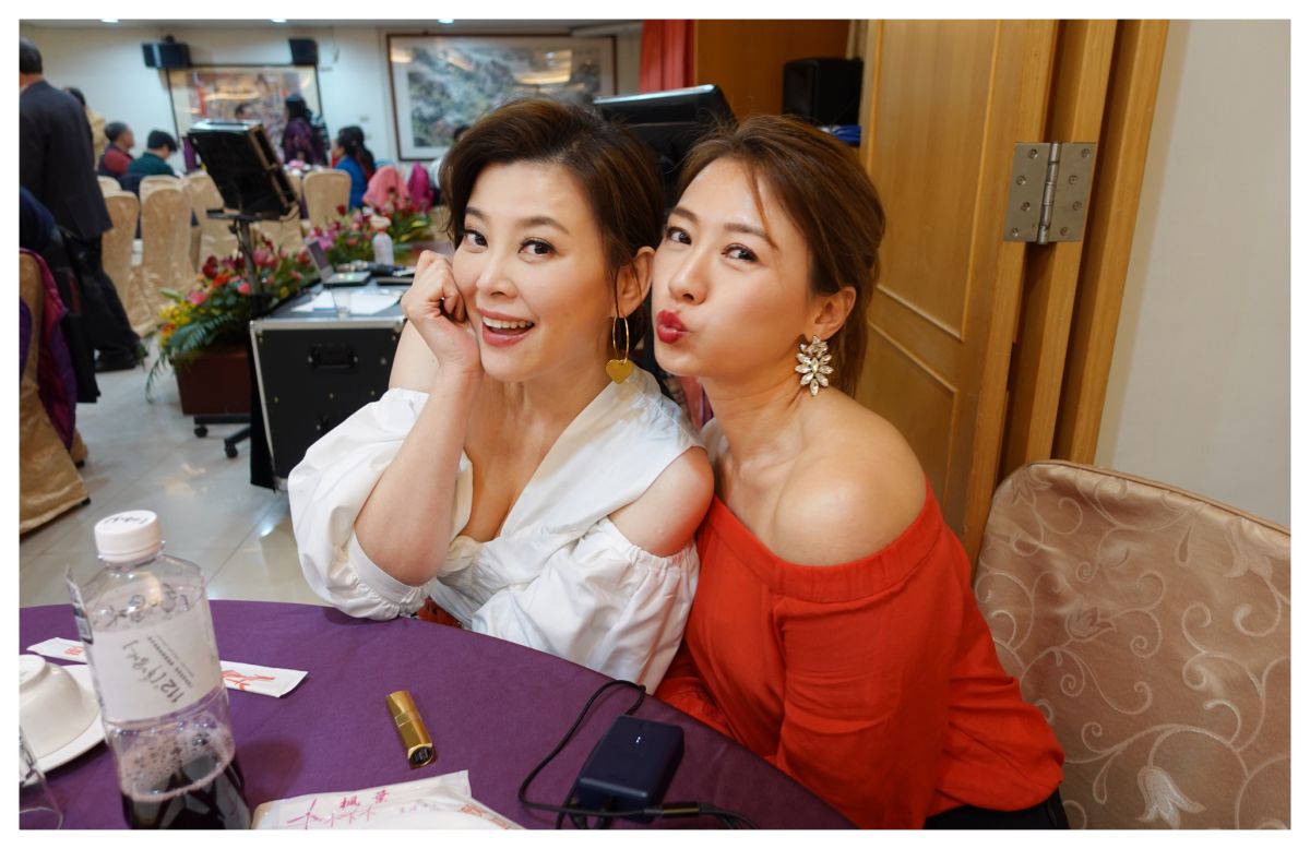 ▲方馨（左）與連靜雯參與壽宴活動，再度同框。（圖／楠軒工作）