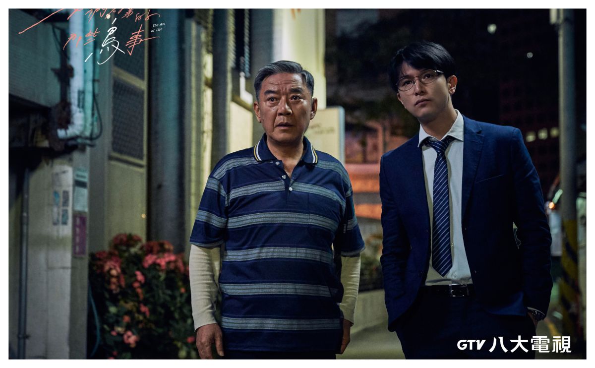 ▲李立群（左）拉邱澤大談男性話題。（圖／八大電視）