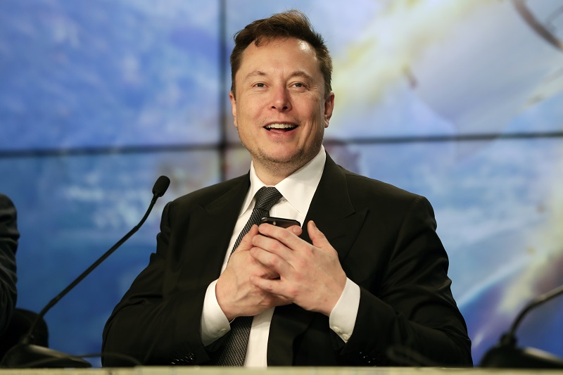 ▲電動車大廠特斯拉（Tesla）市值突破1兆美元大關，特斯拉創辦人兼執行長馬斯克（Elon Musk）坐穩世界首富同時名聲響亮，在中國「馬斯克」這個名字更是成為炙手可熱的註冊商標。資料照。（圖／美聯社／達志影像）