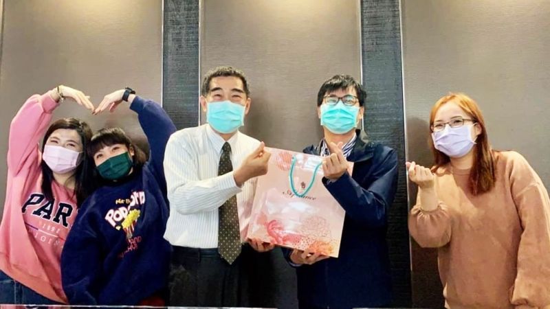 ▲除了防疫旅館員工外,市長也特別感謝1,210位入住防疫旅館進行居家檢疫的民眾,配合防疫政策。(圖/高市觀光局提供)