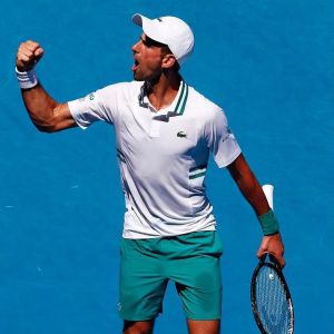 塞爾維亞世界球王喬科維奇(Novak Djokovic)挺進澳洲網球公開賽16強,但他表示自己「肌肉拉傷」,是否能夠繼續尋求衛冕尚未確定。(圖/翻攝自喬科維奇IG) ▲塞爾維亞世界球王喬科維奇(Novak Djokovic)。(圖/翻攝自喬科維奇IG)