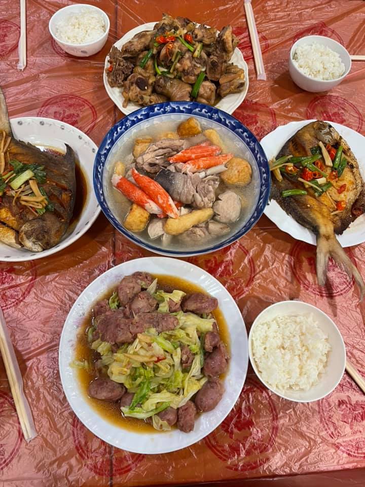 ▲羅家團圓飯菜色。(圖/羅志祥臉書)