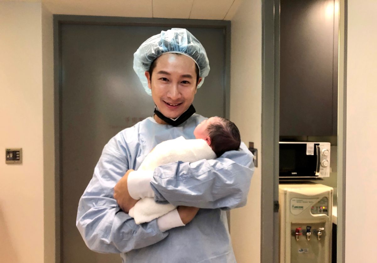 ▲邱凱偉新年喜獲牛寶寶。（圖／杰威爾音樂）