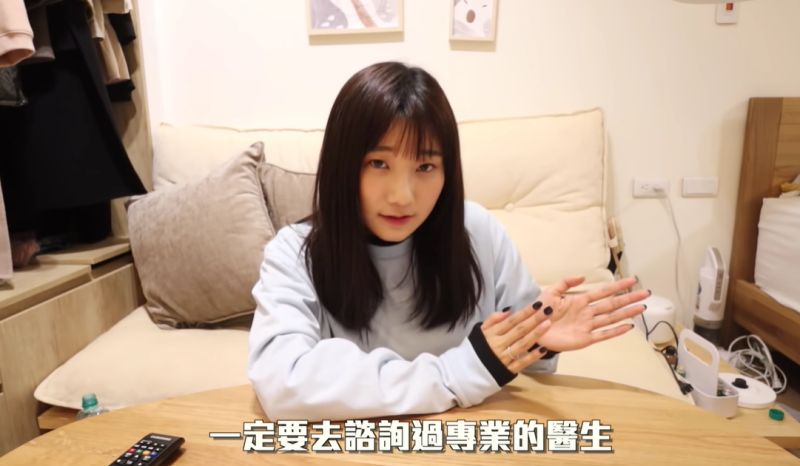 ▲愛莉莎莎表示,已向「蒼藍鴿」道歉,並將相關影片下架以表負責(圖/翻攝愛莉莎莎YouTube)