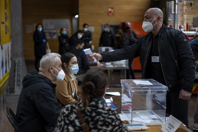 疫情衝擊投票率　加泰隆尼亞獨派席次增續掌議會
